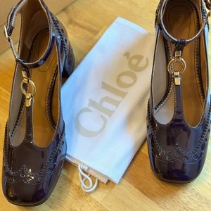 Chloé Perry patent leather T bar heels, ALMOST NEW